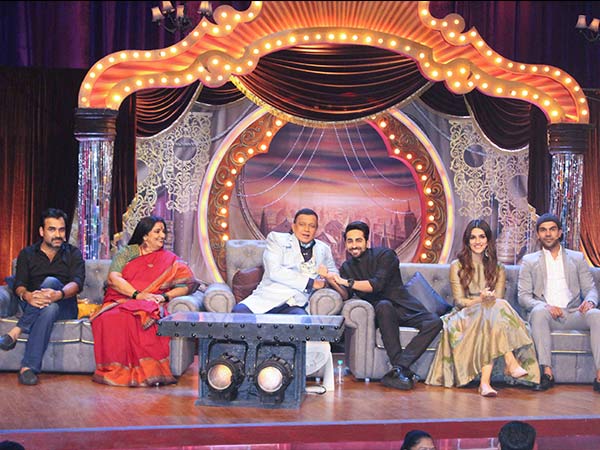 kriti sanon at the drama company sets