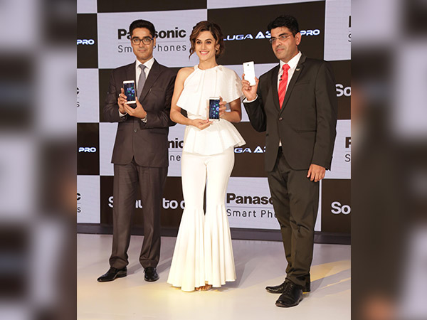 taapsee pannu at panasonic smartphone launch