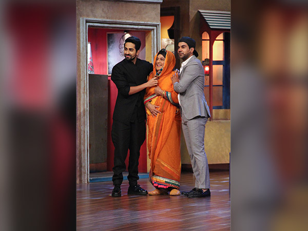 kriti sanon at the drama company sets