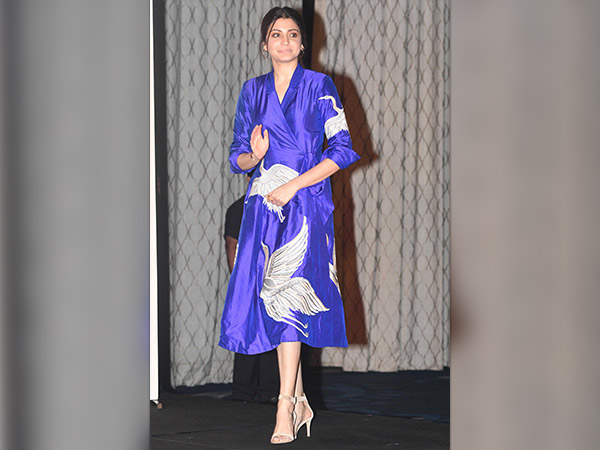 anushka sharma at jab harry met sejal promotion