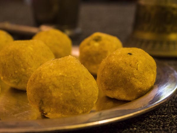 atta ladoo recipe