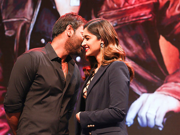 ileana d'cruz at baadshaho trailer launch