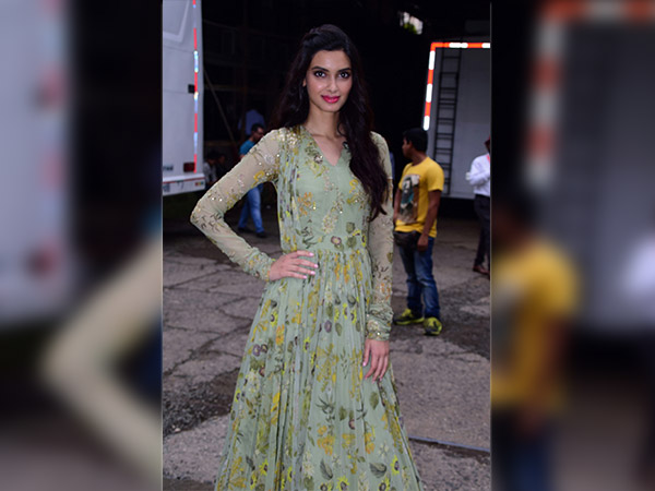 diana penty with farhan akhtar