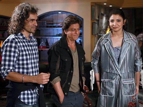 anushka sharma at jab harry met sejal promotion