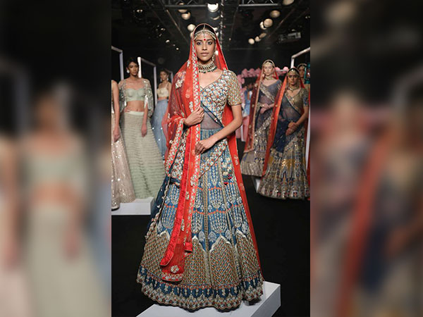 elli avram walked the ramp at lakme fashion week 2017 elli avram walked the ramp at lakme fashion week 2017