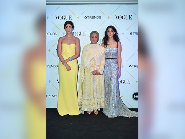 bachchan family at vogue beauty awards bachchan family at vogue beauty awards
