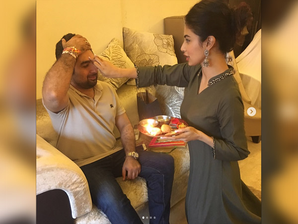 mouni roy dance video mouni roy dance video