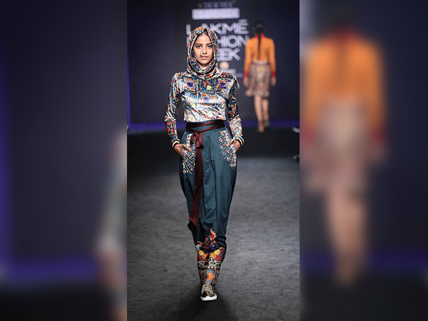 chitrangada singh at lakme fashion week