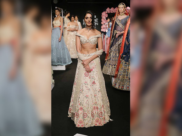 elli avram walked the ramp at lakme fashion week 2017 elli avram walked the ramp at lakme fashion week 2017