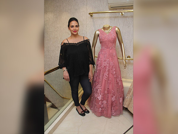 esha deol visited nishika lulla’s store