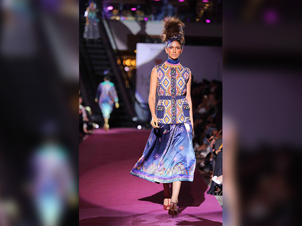 ranveer singh at lakme fashion week 2017