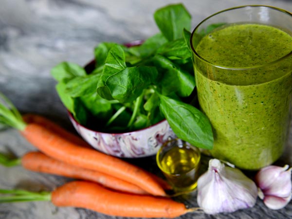 How Vegetable Juice While Breastfeeding Helps