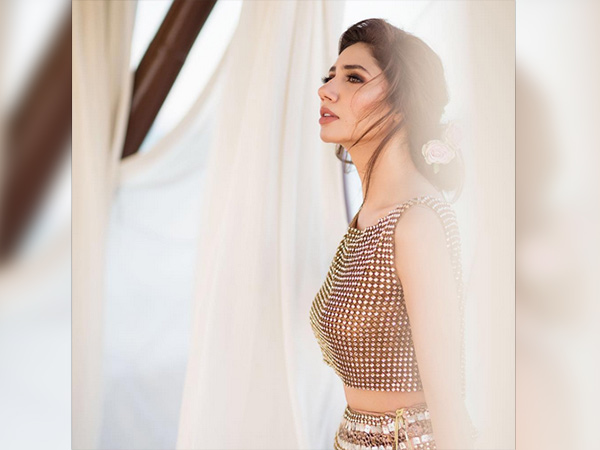 diva'ni pakistan latest photoshoot diva'ni pakistan latest photoshoot