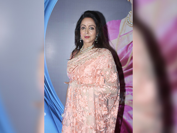 hema malini at synergy inauguration