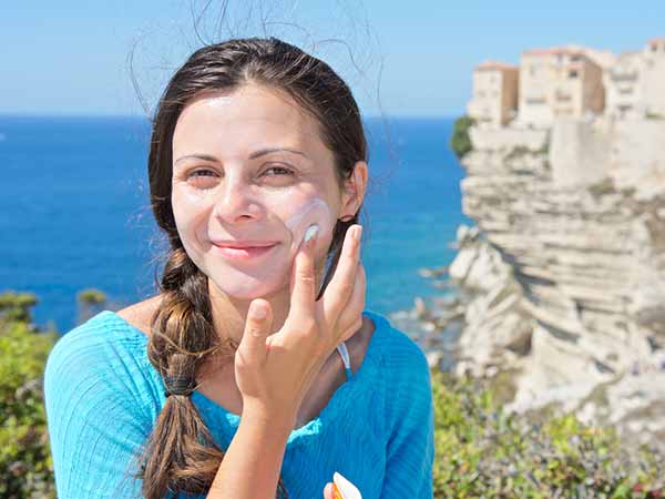 1. Forgetting To Apply Sunscreen: