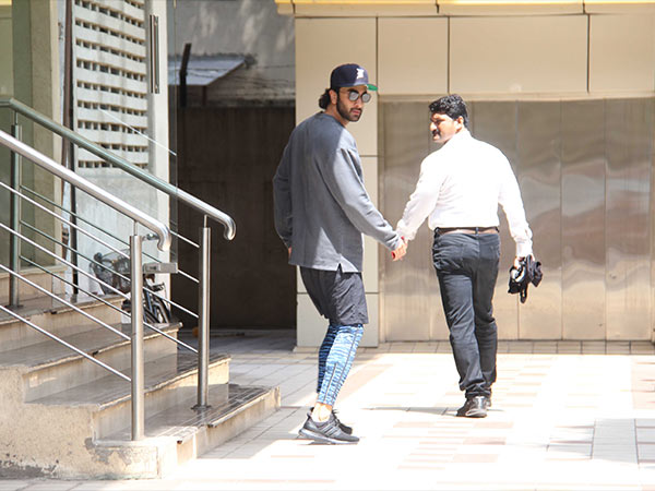 ranbir kapoor in gym attire