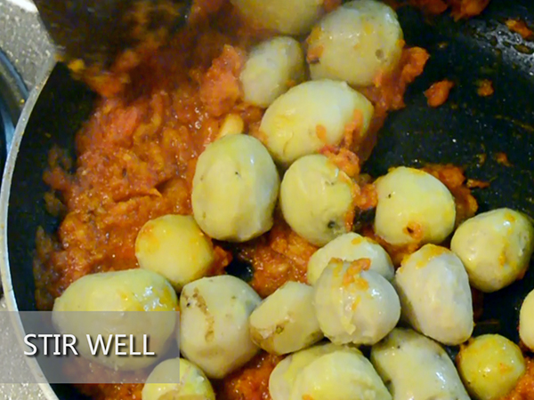 luchi aloor dum recipe