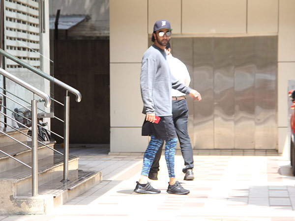 ranbir kapoor in gym attire