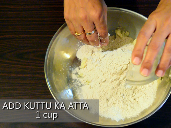 kuttu ki poori recipe