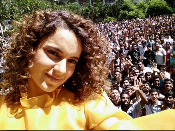kangana ranaut in bengaluru for simran promotions
