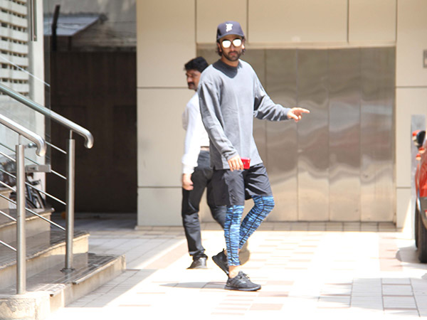 ranbir kapoor in gym attire