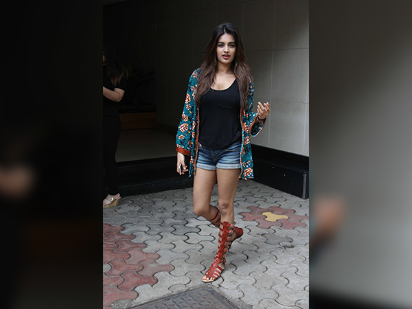 nidhhi agerwal spotted in bandra