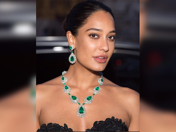 lisa haydon at la biennale paris