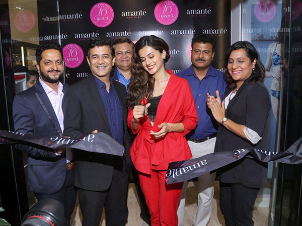 taapsee pannu at amante anniversary