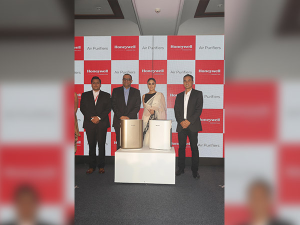 kareena kapoor honeywell event