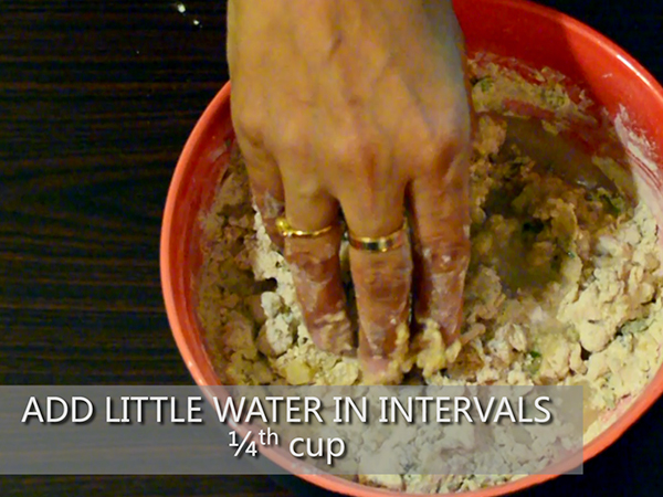 singhare ke pakore recipe