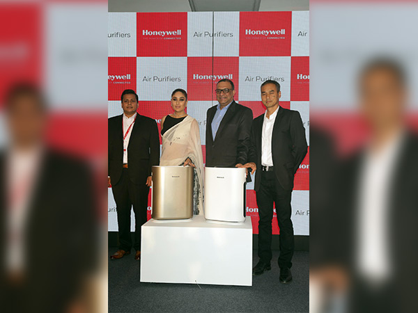 kareena kapoor honeywell event