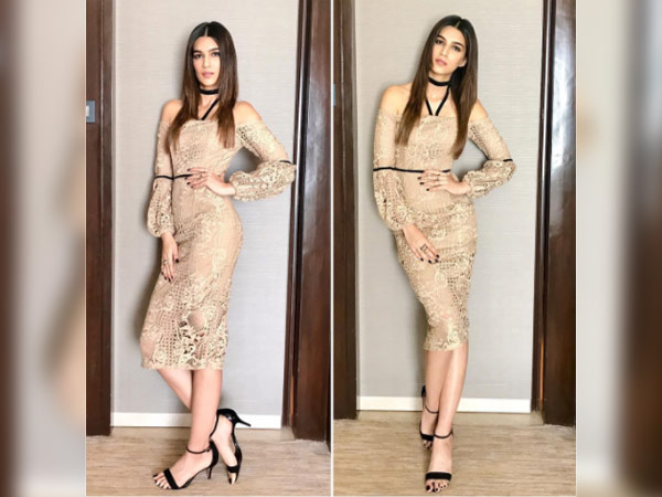 kriti sanon for Johnson and Johnson event