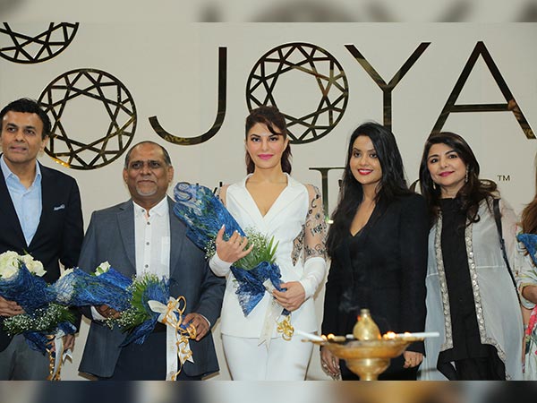 jacqueline fernandez at joya inauguration