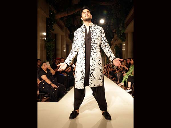 siddharth tyler fashion show
