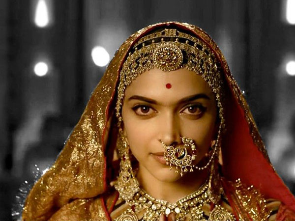 Deepika's Eye Makeup In Padmavati