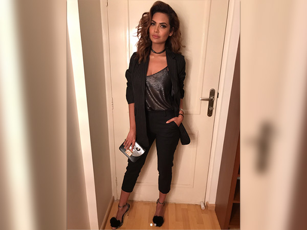 esha gupta in casuals