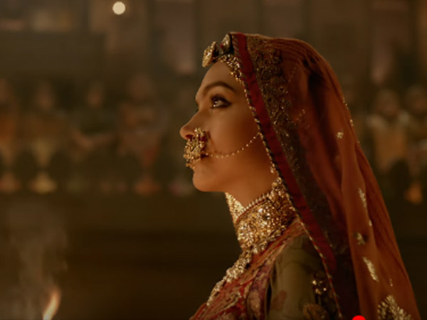 deepika's look from padmavati ghoomar song