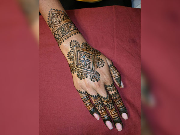 Moroccan Mehendi Designs