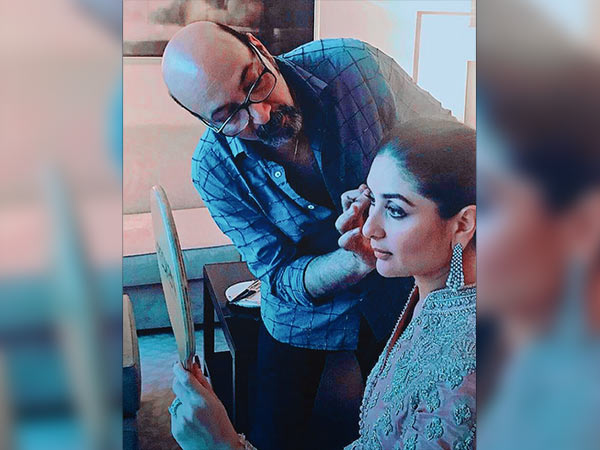 kareena kapoor at an event in dubai