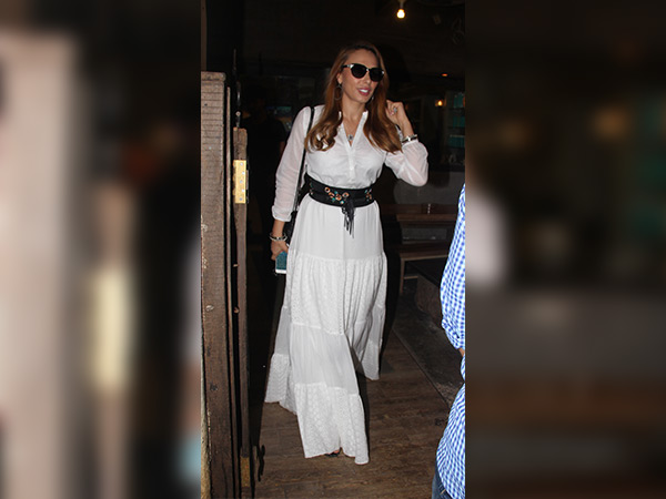 iulia vantur spotted at bandra