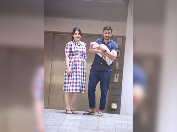 soha ali khan daughter