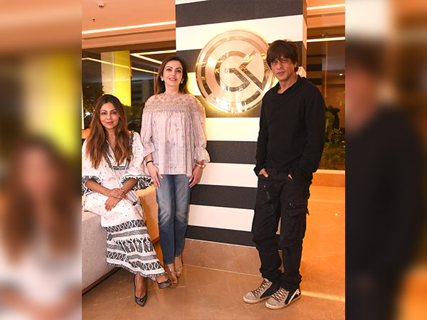 nita ambani at gauri khan store nita ambani at gauri khan store