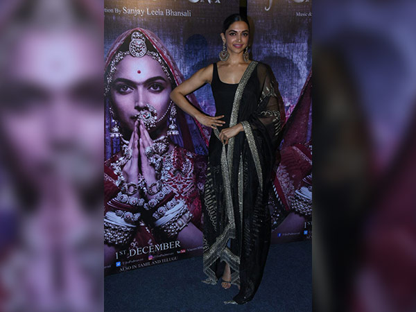 deepika padukone look for padmavati trailer launch deepika padukone look for padmavati trailer launch