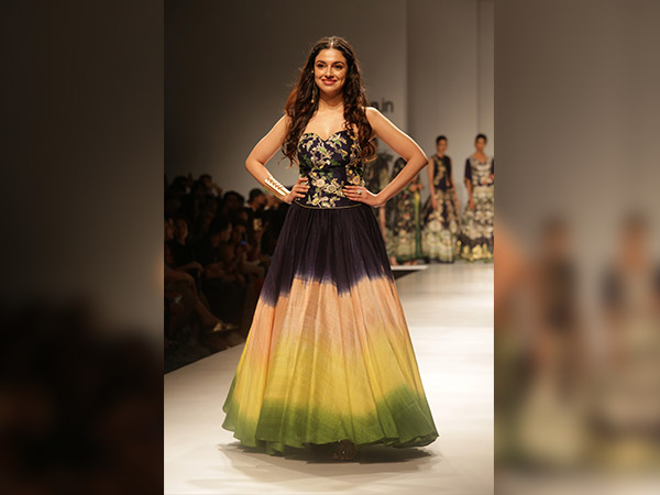 divya khosla kumar at amazon india fashion week