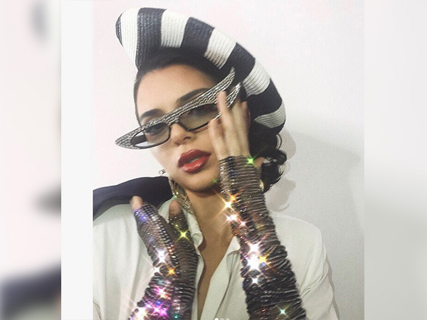 kendall jenner halloween look