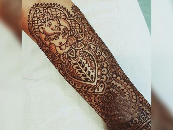Coloured Mehendi Design