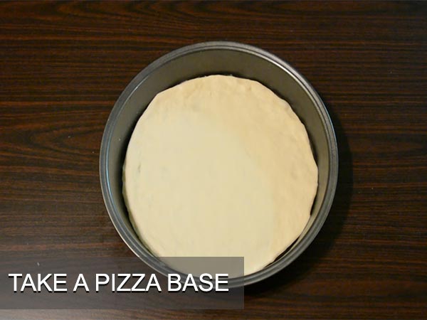 Tossed Paneer And Sweet Corn Pizza 