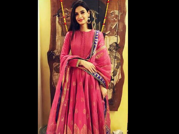 diana penty in anita dongre for a wedding function