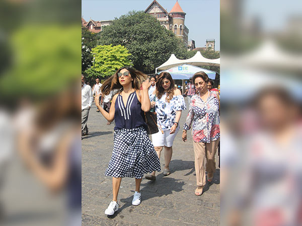 celebs travelling for shah rukh khan's birthday