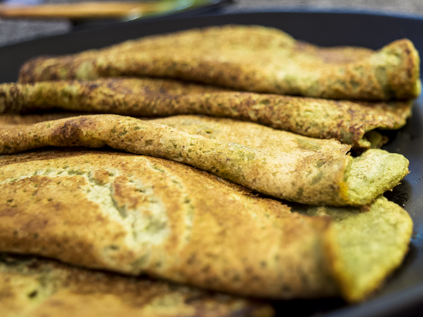 green peas and moong dal chilla recipe